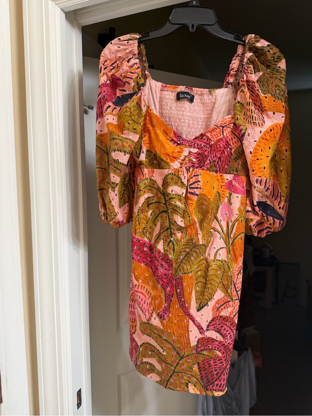Multicolor Puff-Sleeve Tropical Print Dress